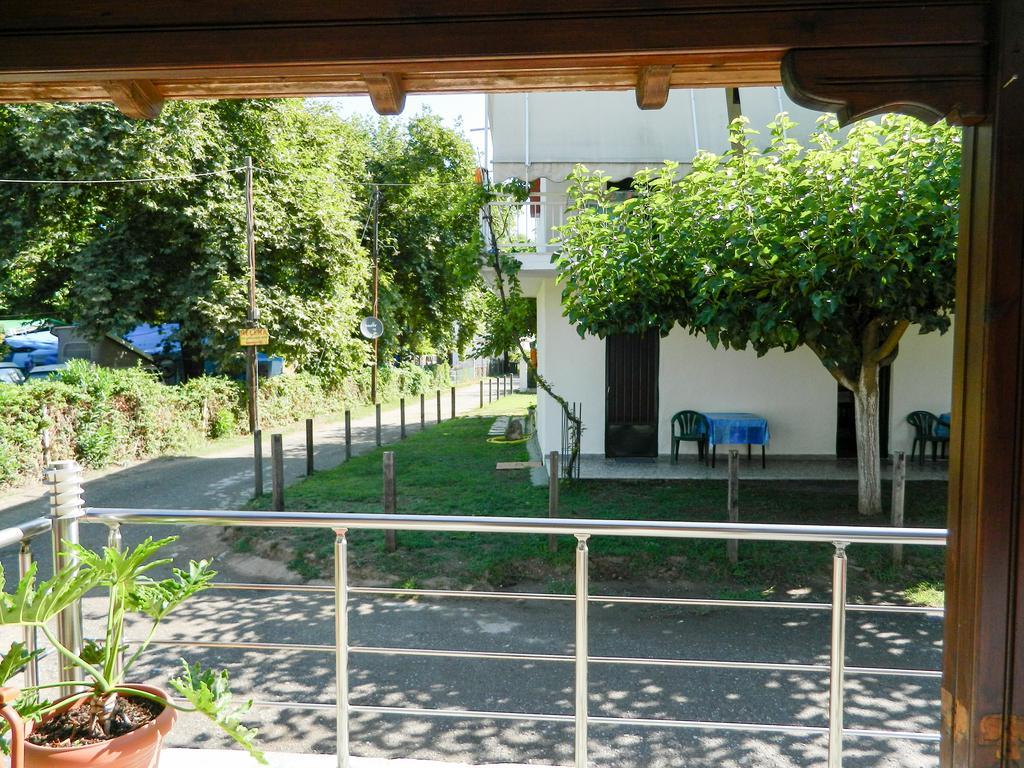 Veny House Villa Paralia Panteleimonos Cameră foto